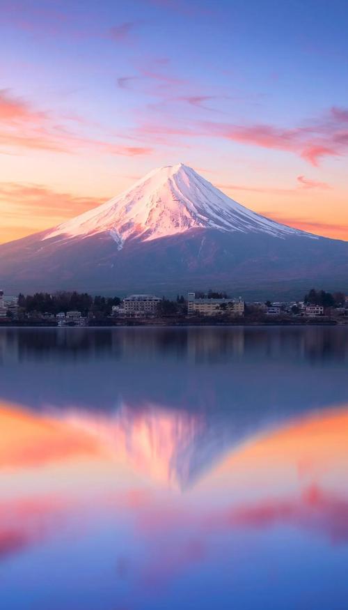 富士山日出手机壁纸中突兀电线杆细节