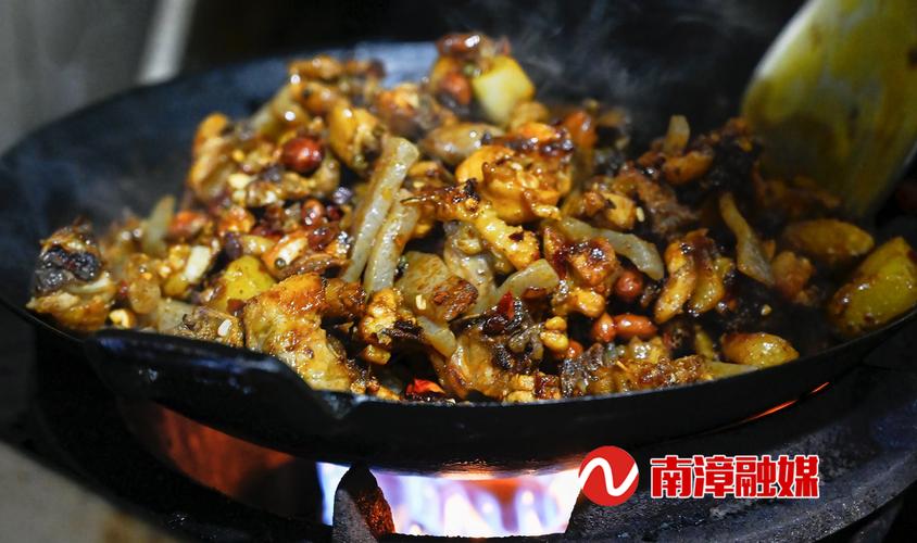 吃完干炒鸡,顺道把南漳逛明白