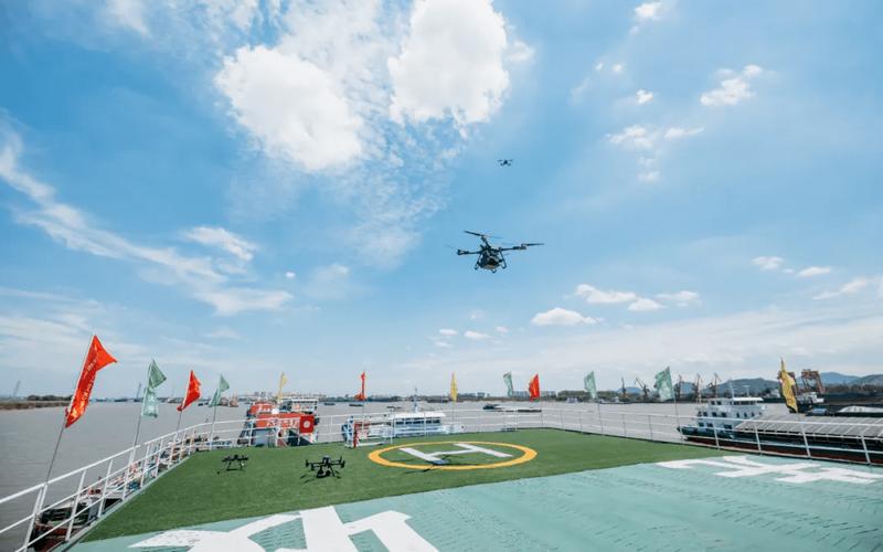 南京江心洲低空观光直升机起降场