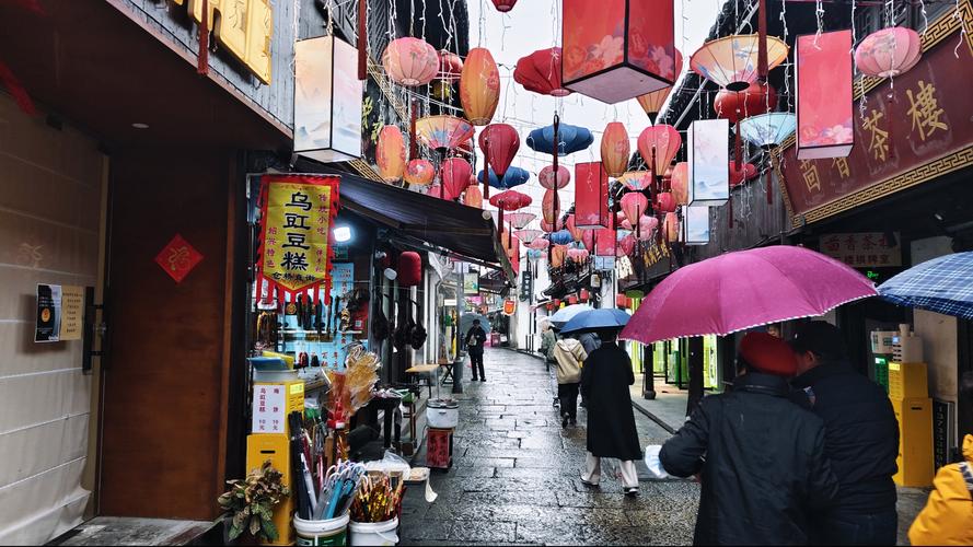 第三站:仓桥直街的‘旧时光’,早餐是噩梦还是惊喜?