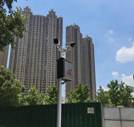 小区公共监控，不是谁都能随便调随便发