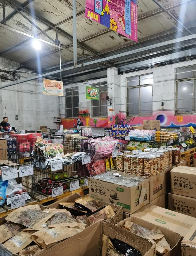 零售门店后场改造闲置仓储区实景