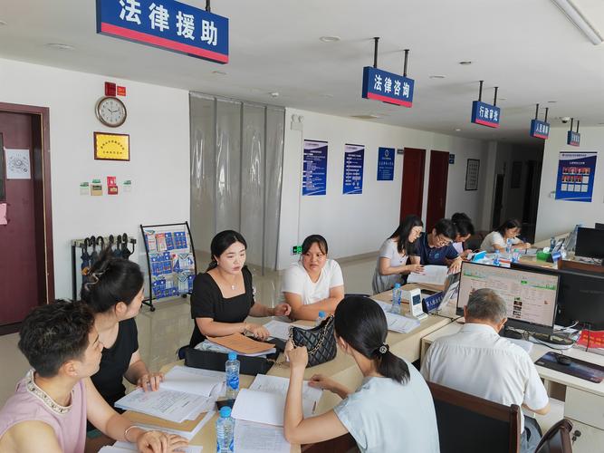 法律援助律师查阅案卷材料场景