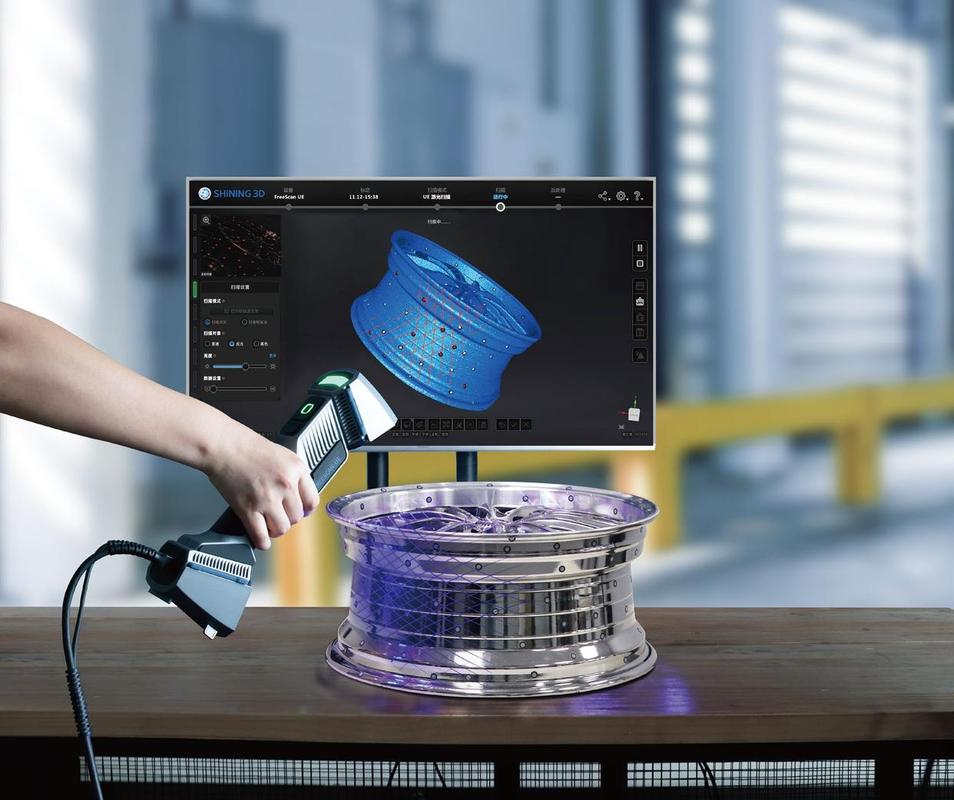工业车间内手持3D扫描仪工作实景