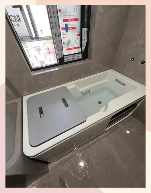 卫生间嵌入式浴缸施工过程图