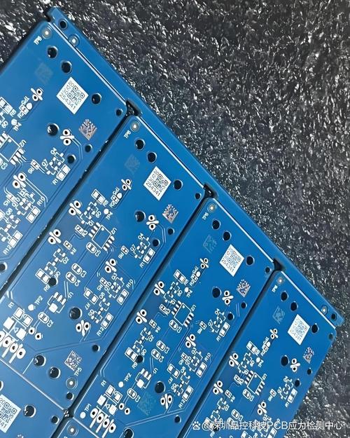 电子PCB板光纤激光工业喷码成品效果