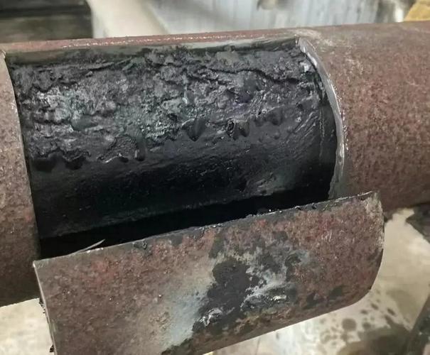 导热油炉管结焦截面图