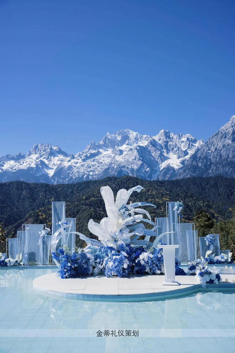 长白山雪地婚礼仪式雪松背景
