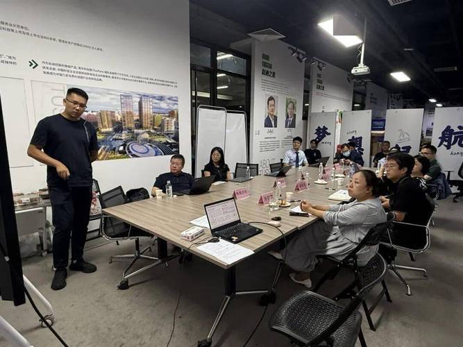 中试基地项目入孵评审会现场