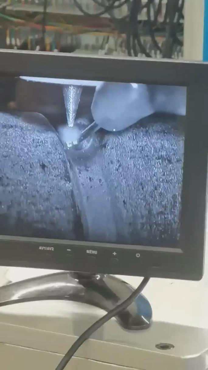 激光焊接熔池监控相机拍摄图像