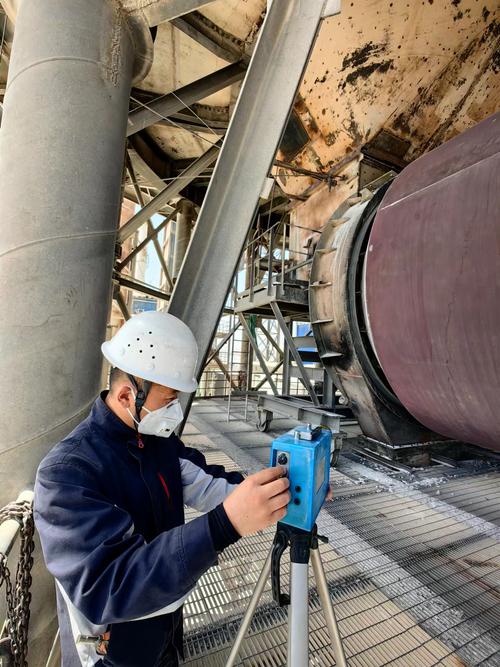 低碳高炉喷吹生物质颗粒取样检测场景