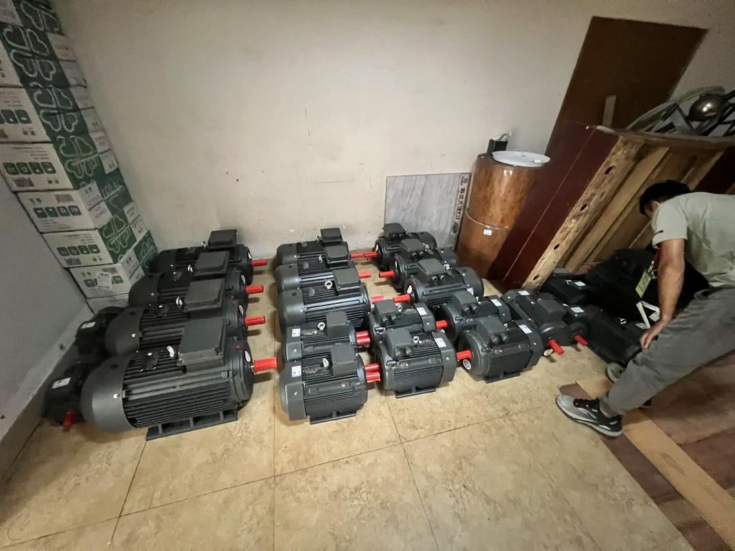 高效电机安装底座改造现场实拍