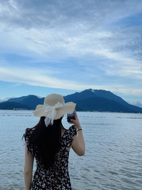 海岛度假防晒装备随手拍