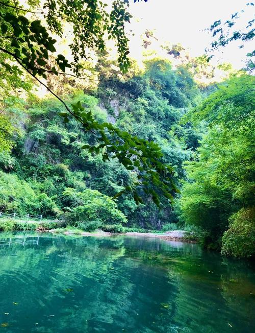 湖北南漳翡翠峡峡谷碧水景观