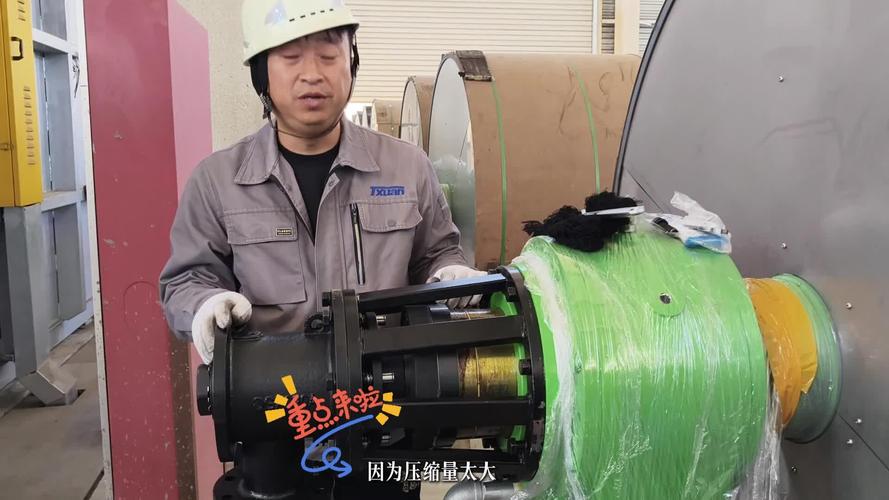 造纸机烘缸端安装的旋转接头实拍