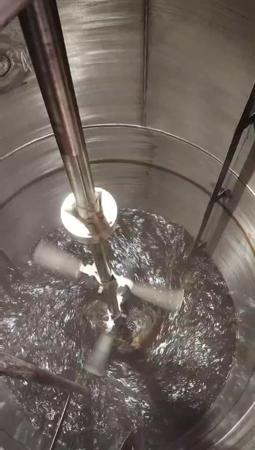不锈钢反应釜生产车间搅拌桨实拍