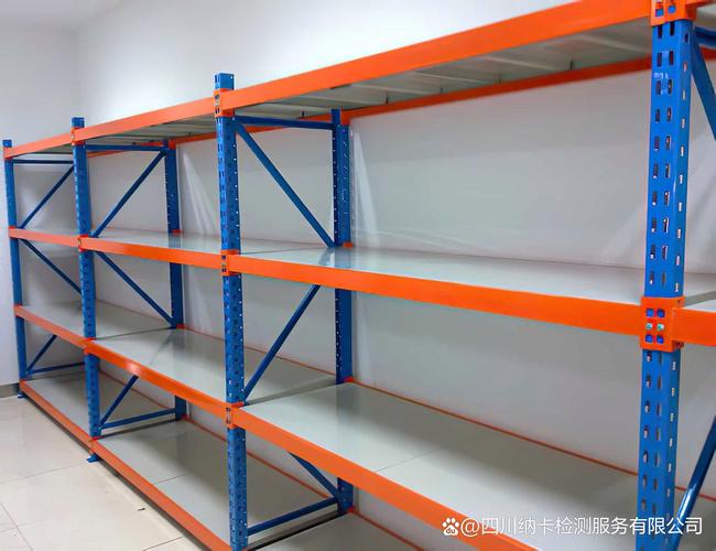 高位货架层板挠度变形现场实拍图