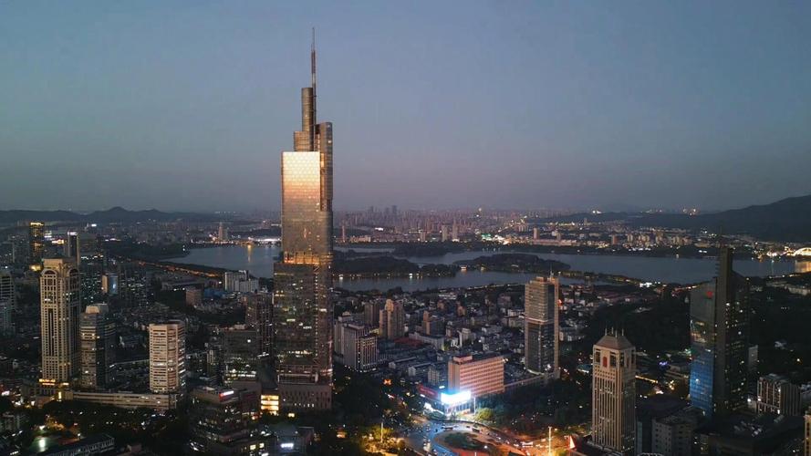 无人机高空视角下的南京小区楼顶景观