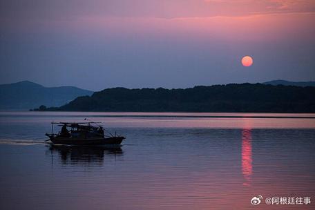 安吉水库中秋落日