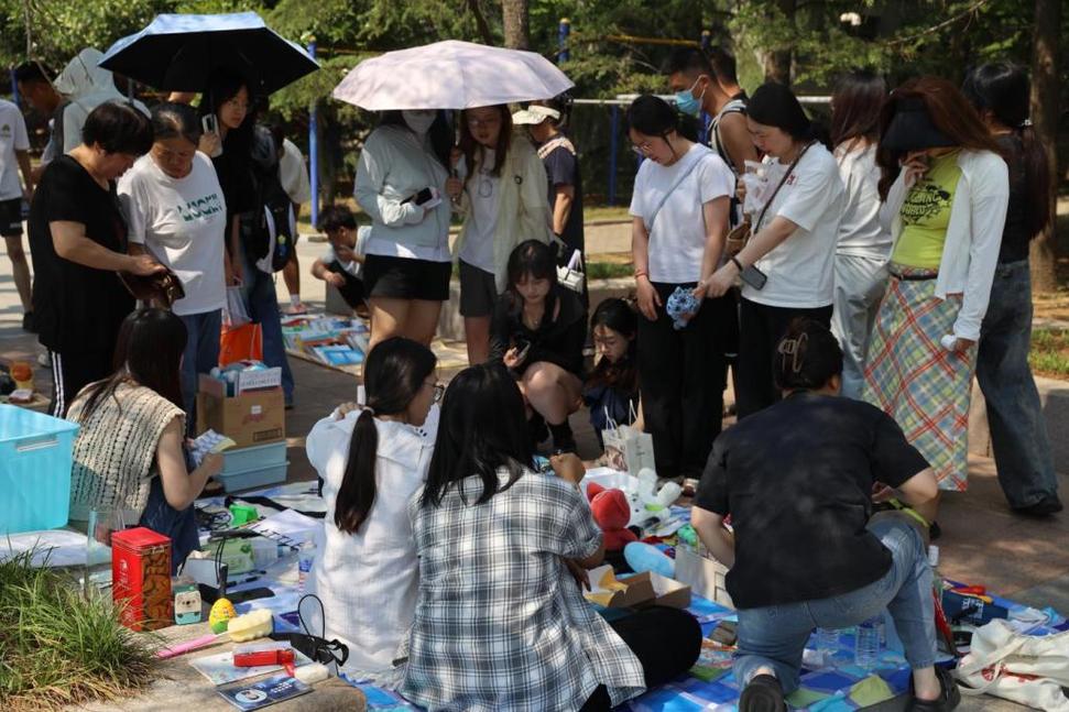 高校校园市场推广活动线下实拍