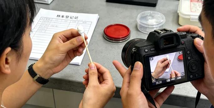 司法亲子鉴定合法采样现场图