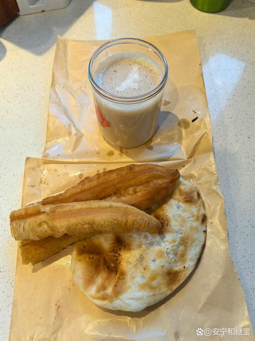 金桥大酒店早餐油条奶茶