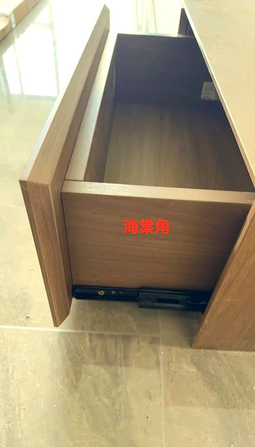 0.3毫米的对角线偏差?成品家具做到了定制级精度