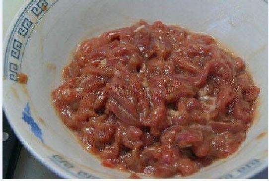 腌制肉丝上浆步骤图解