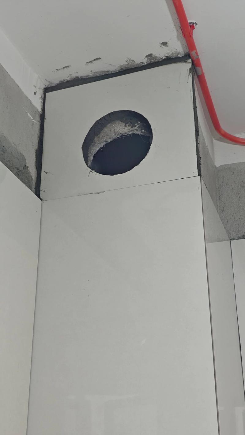 厨房装修烟道预埋止逆阀施工过程