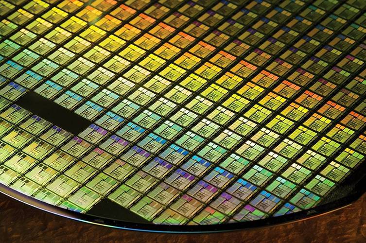 3nm芯片内部晶体管微观结构实拍图