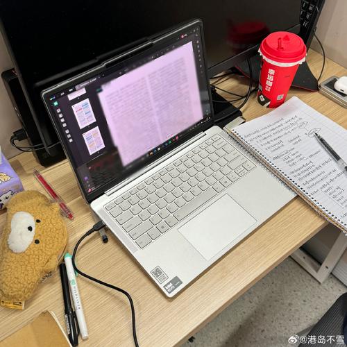全职妈妈深夜学习工业设计软件截图
