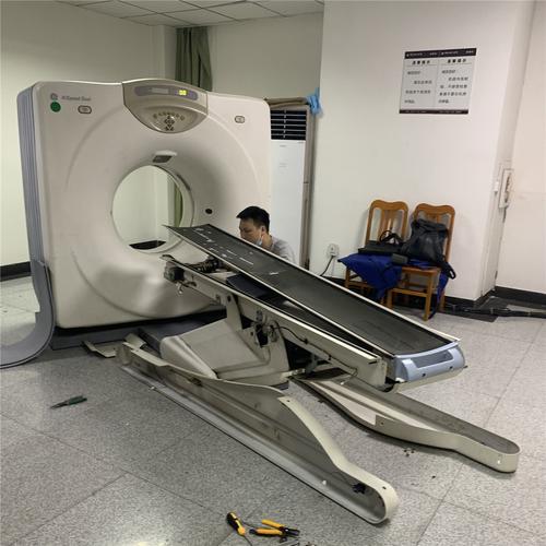 CT扫描仪病床滑台传动结构实物图