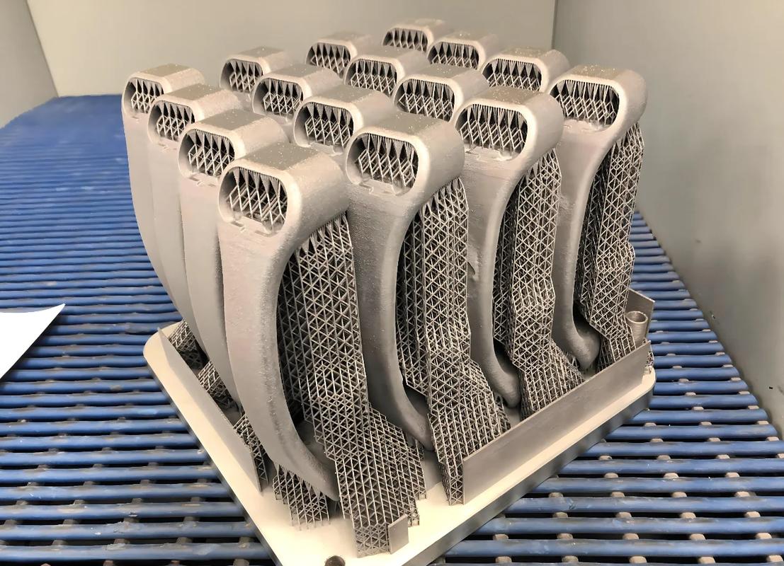 工业3D打印机打印腔出料层叠特写