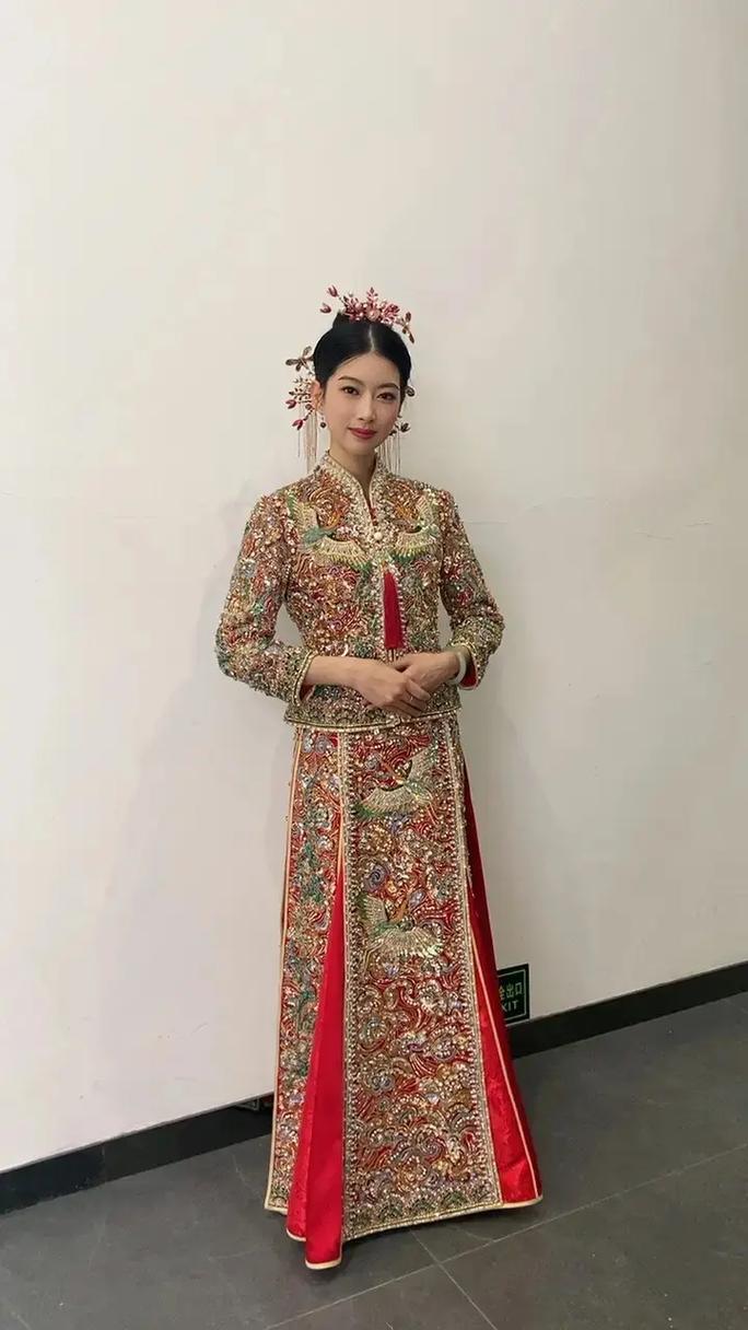 潮州牌坊街礼服写真
