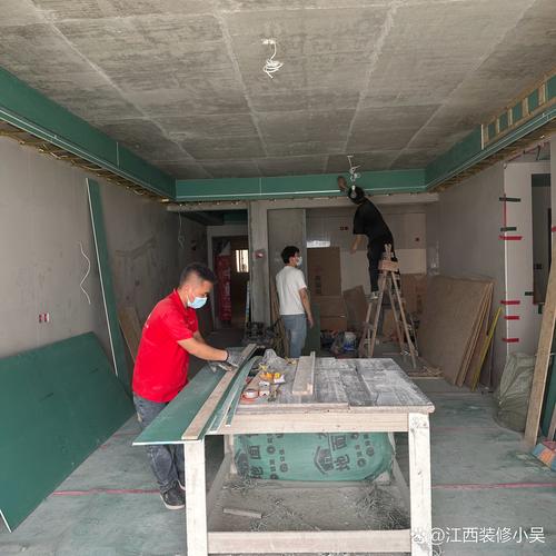 家装中央空调吊顶施工场景