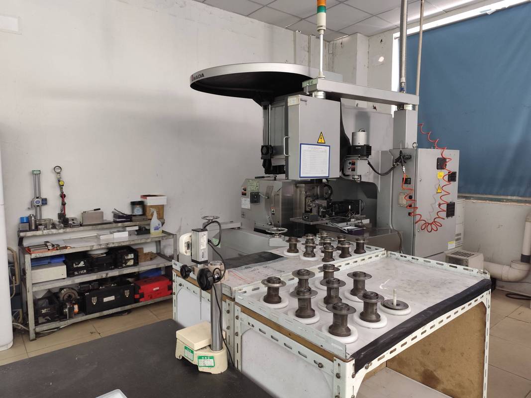 精密工装治具加工车间 高精度CNC设备