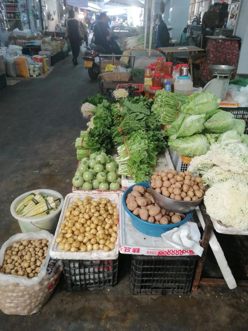 本地菜市场小吃摊实拍