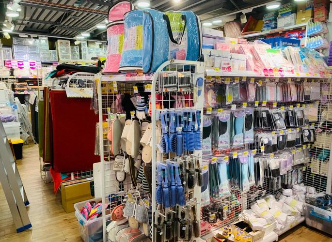 贪多上架几百个品,把店铺做成了杂货铺