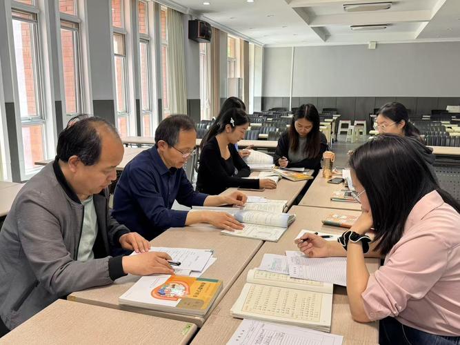 学校旁边小河校内课程调研