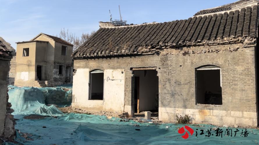 不当抢险加固的文保单位损坏现场照片