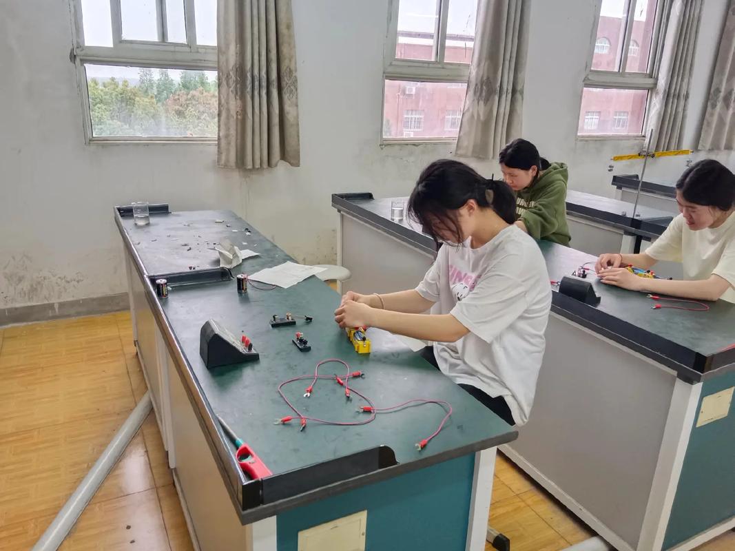 中国中学物理课堂创新思维训练