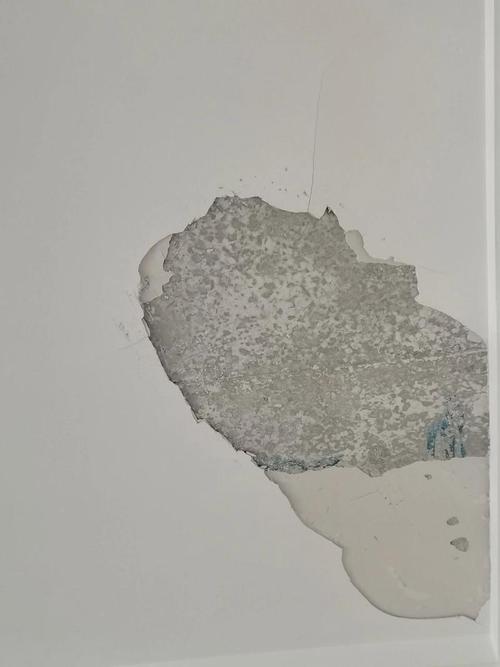老房翻新拆除后墙面腻子层横截面实拍