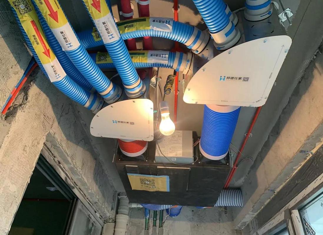 家用地下室新风除湿一体机安装实景图