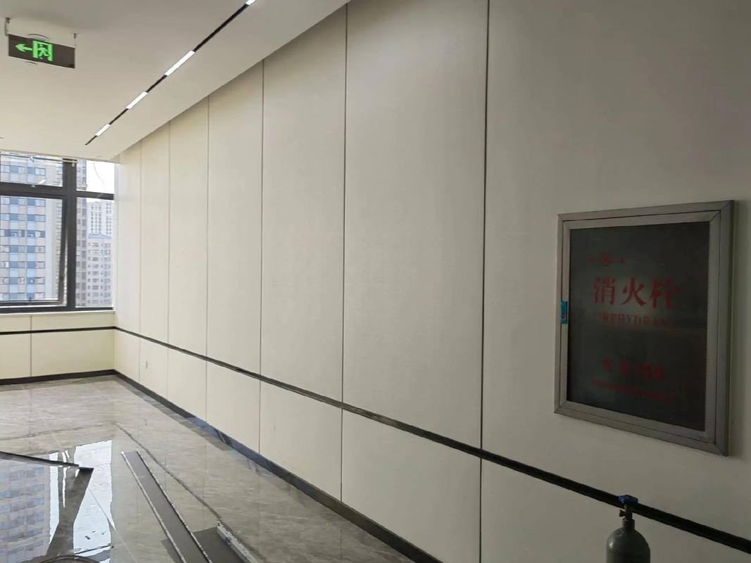干碰干工艺墙板接缝完工实景