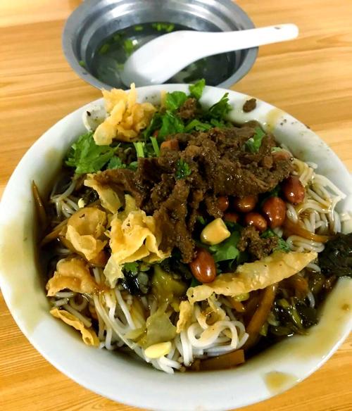 第一市场海南粉摊位