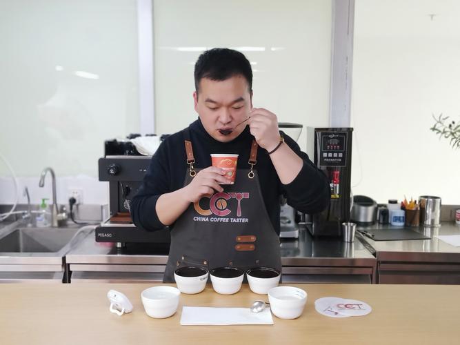 居家咖啡品鉴简易操作实景图