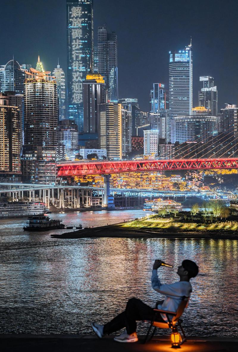 洪崖洞夜景侧面机位
