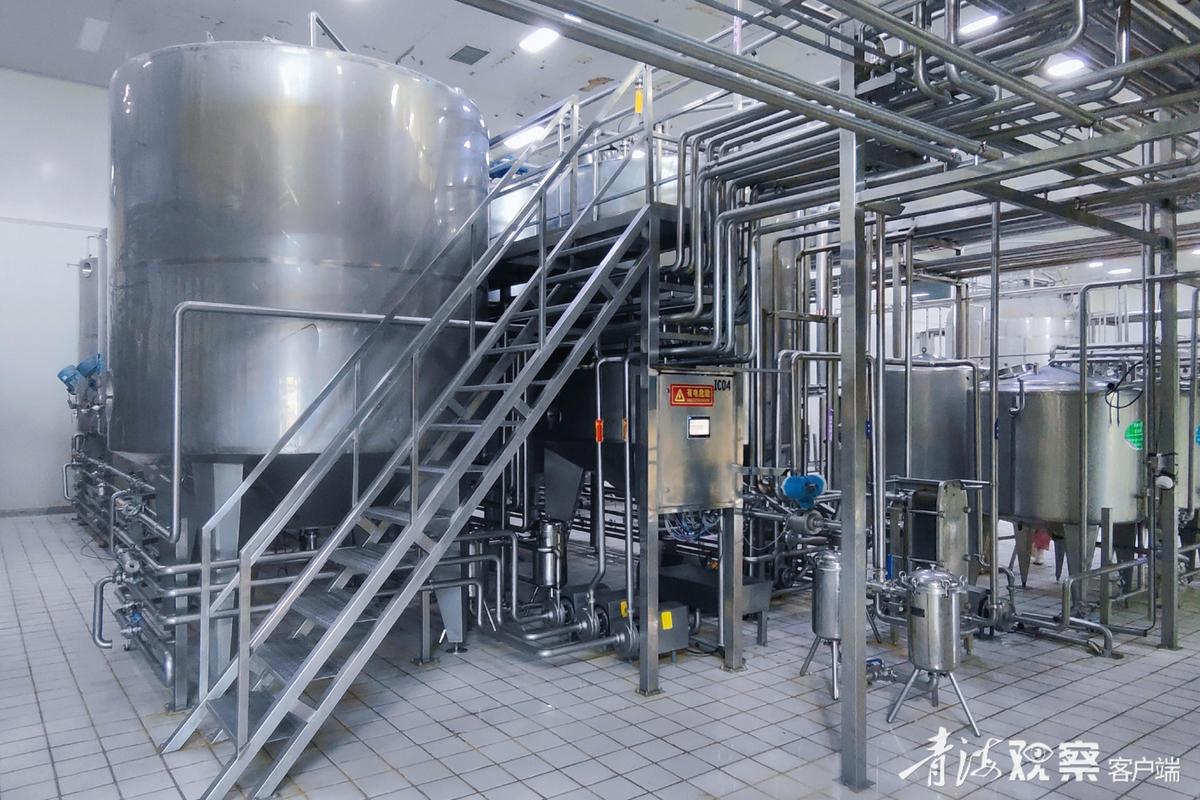 食品级不锈钢储料罐厂家生产车间