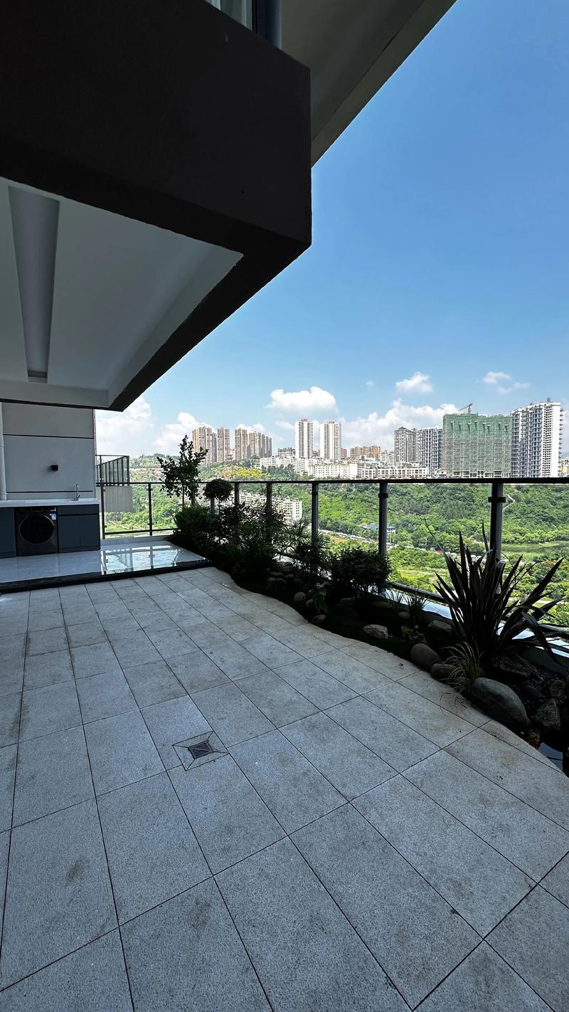 现代住宅露台全景实拍