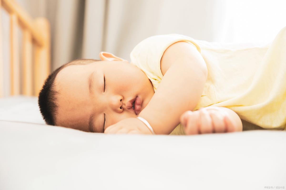 婴儿睡眠渐进式离屋法步骤示意图